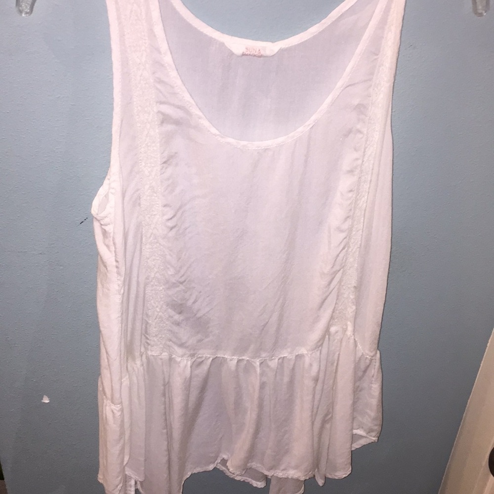 White sub & shadow flowey top
